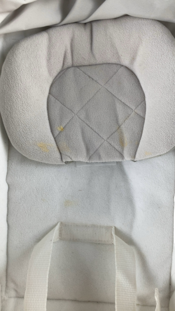 Graco Pack  n Play Newborn2Toddler on Sale - Image 4