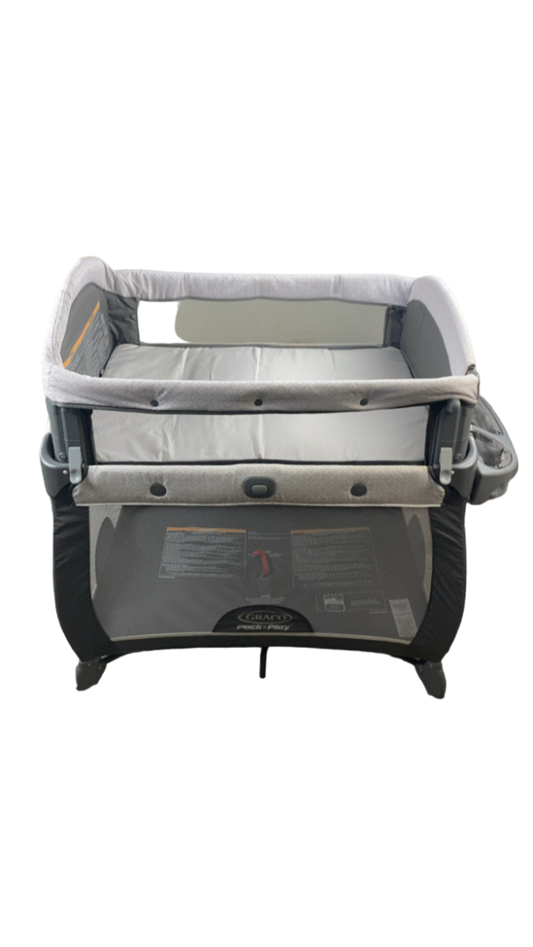 Graco Pack  n Play Newborn2Toddler on Sale - Image 5