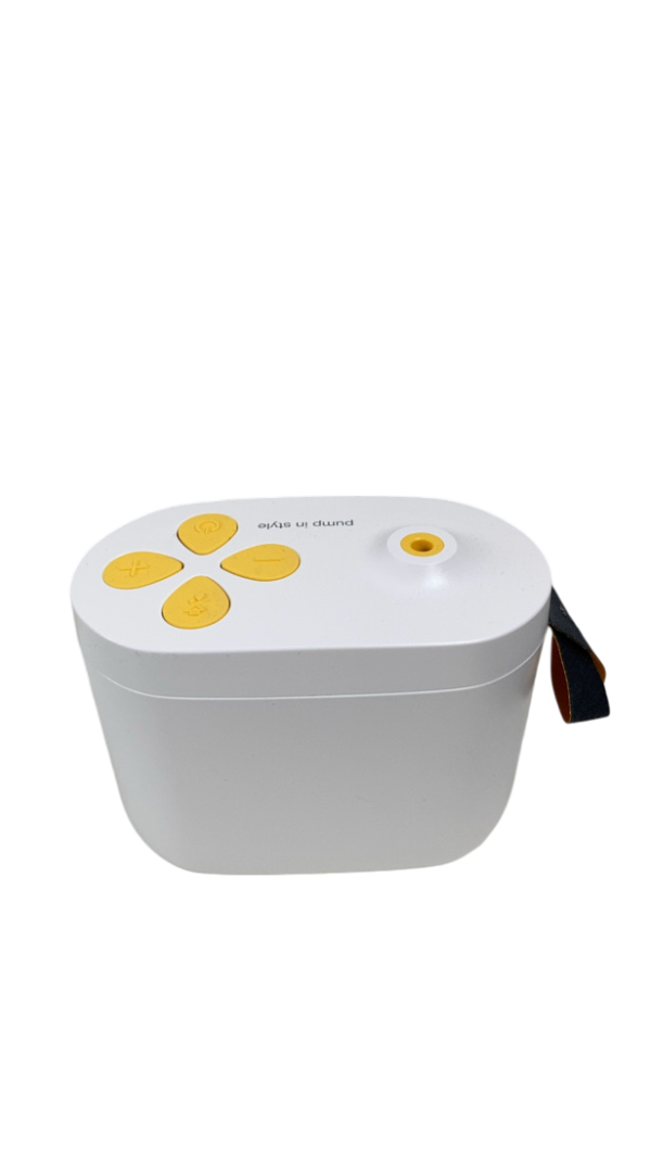 Medela Pump In Style with MaxFlow, Hands Free Fashion - Image 5
